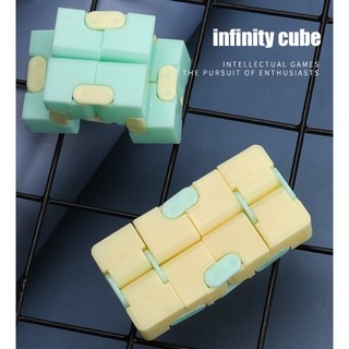 Rubik dạ quang (Đồ Chơi Thông Minh)