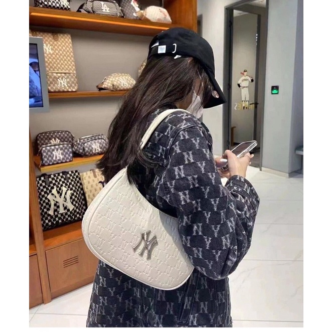 Túi kẹp nách NY da đẹp in chữ chìm