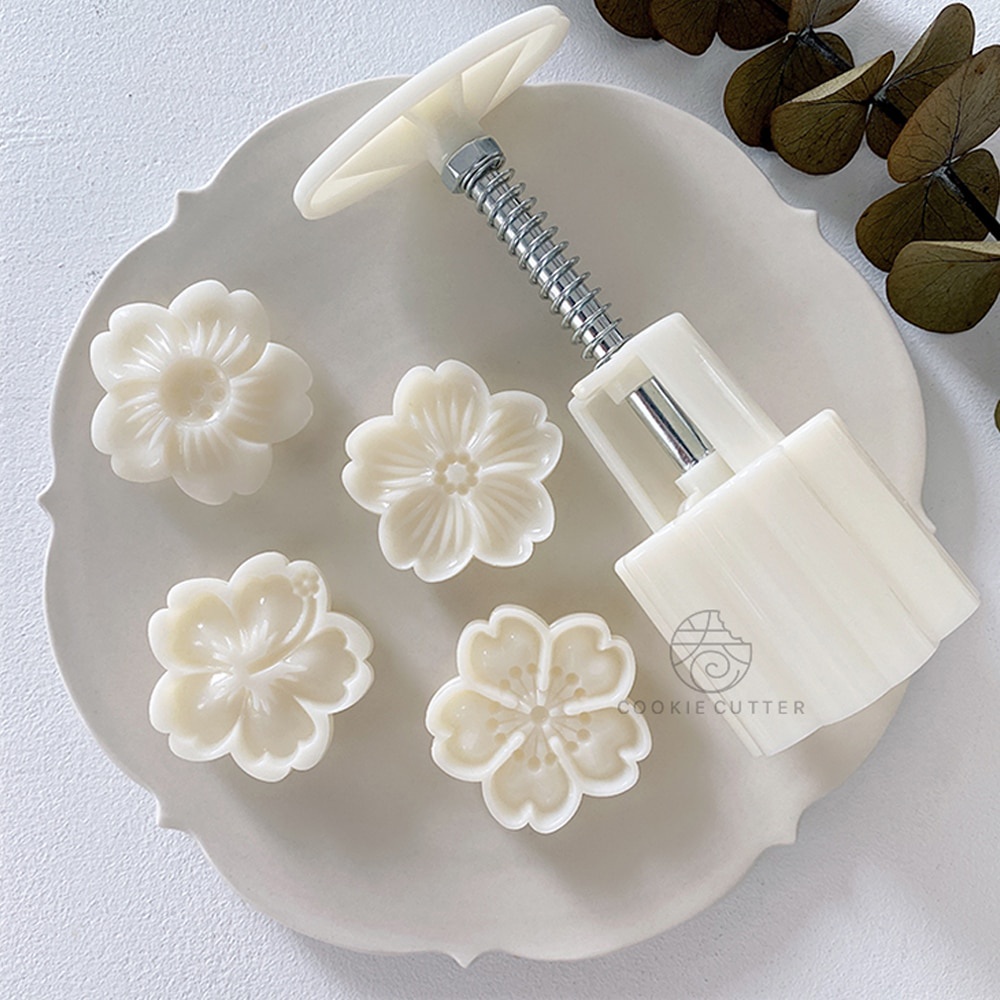 Set 4 Khuôn Nhấn Tay Làm Bánh Trung Thu 30 / 50g Hình Hoa Anh Đào
