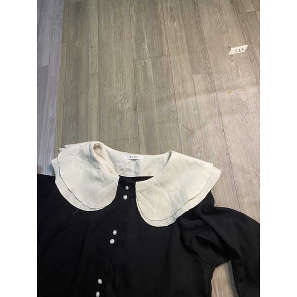 2hand đầm lỗi dính đen 165