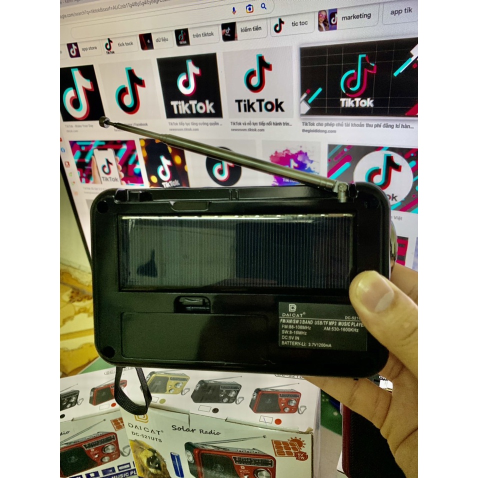 Đài FM Radio DC-521 UTS MẪU MỚI Qùa tặng cho người thân yêu