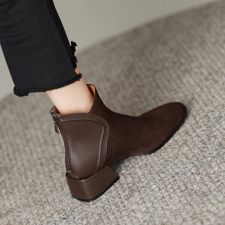 Giày Bốt Martin Mũi Nhọn Gót Dày Thấp Thời Trang Trẻ Trung