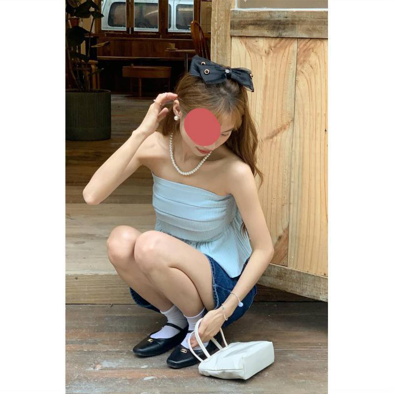 Áo croptop trễ vai nữ thiết kế xếp li dáng xòe dễ thương - AO0159 | BigBuy360 - bigbuy360.vn