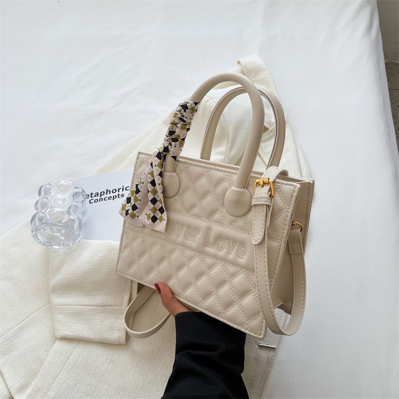 Ielgy Mới Túi Xách Đeo Vai Hình Thoi Phong Cách retro Cho Nữ