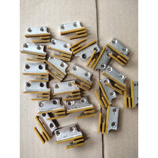 bàn lừa máy khâu 3 cầu nhựa có răng và không răng