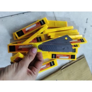 2 cây Dao rọc giấy loại lớn,50 lưỡi dao lớn