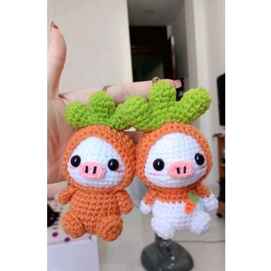 Móc khóa len bé heo carrot🥕