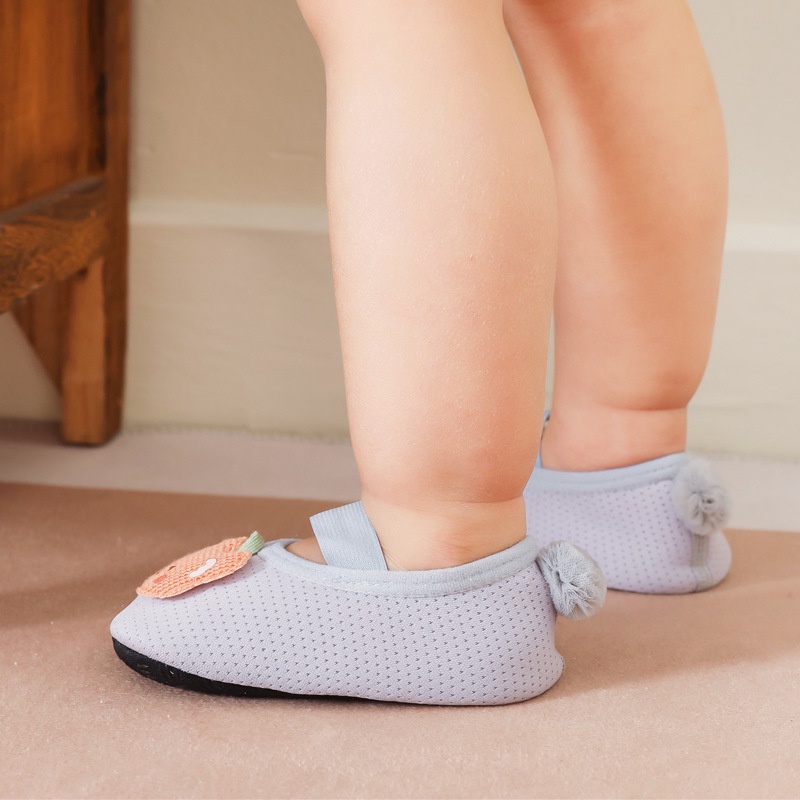 Giày Vớ cotton Đế Mềm Chống Trượt Hình Gấu Hoạt Hình Dành Cho Trẻ Em Tập Đi