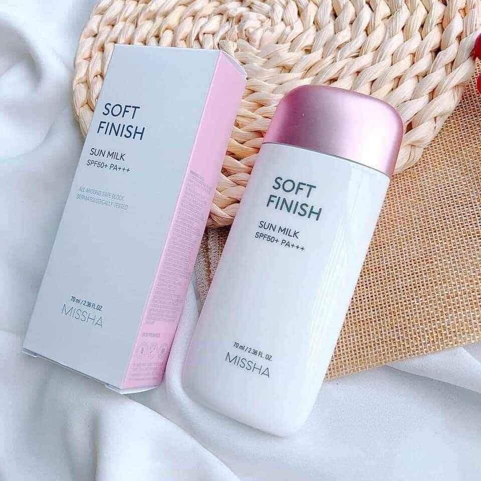 Kem Chống Nắng Missha Soft Finish Sun Milk SPF50 70ML