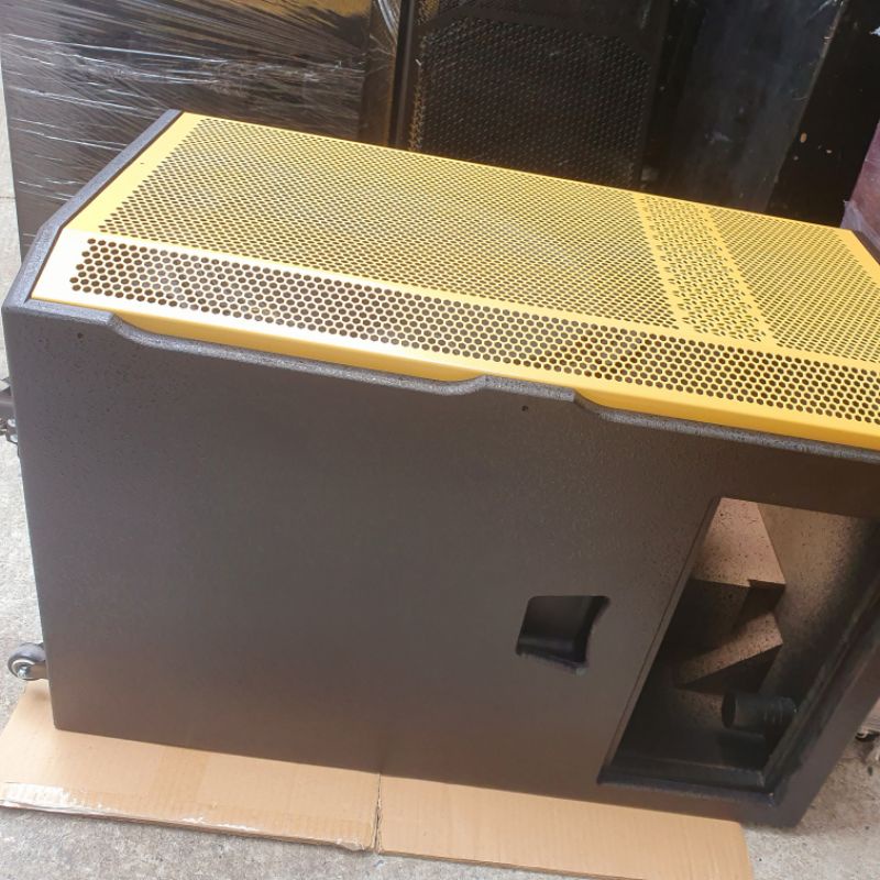 VỎ THÙNG LOA 4T 5T ĐƠN SƠN SẦN ĐẸP,  VÁN MDF 15MM ĐẰY ĐỦ PHỤ KIỆN LƯỚI HỌNG BÁNH XE KÍCH THƯỚC BO MẠCH 19×38