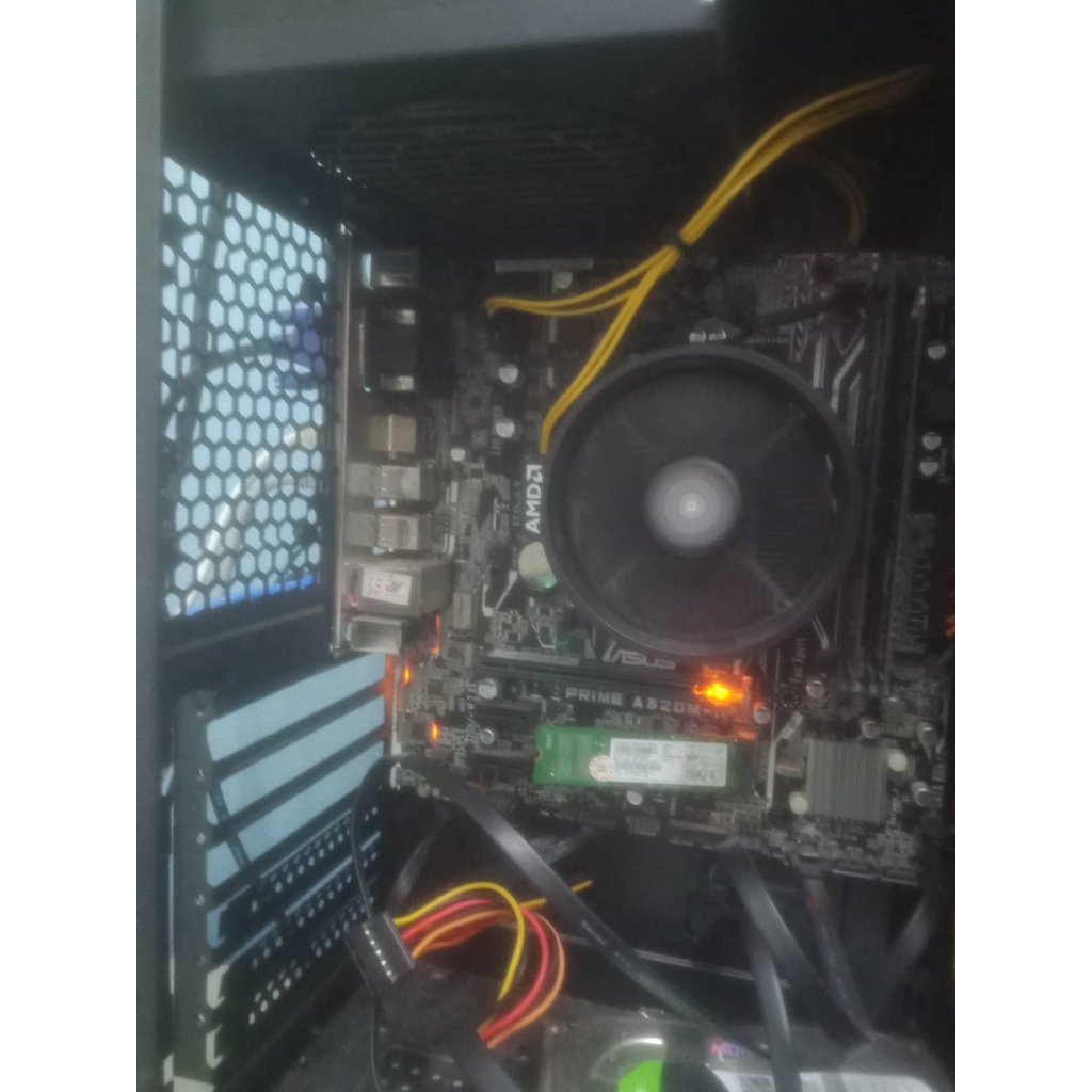 Combo asus prime a320M-K + chip ryzen 3 2200g + ram 4gbx2 ddr4