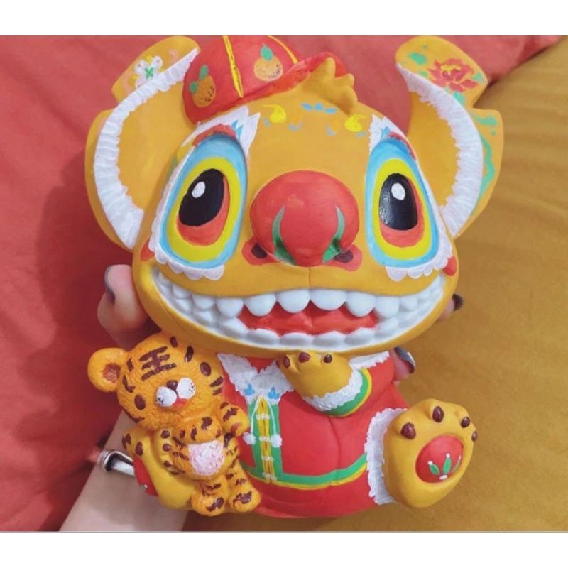 Tượng thạch cao tô màu Stitch ôm gấu size XXL cao cấp