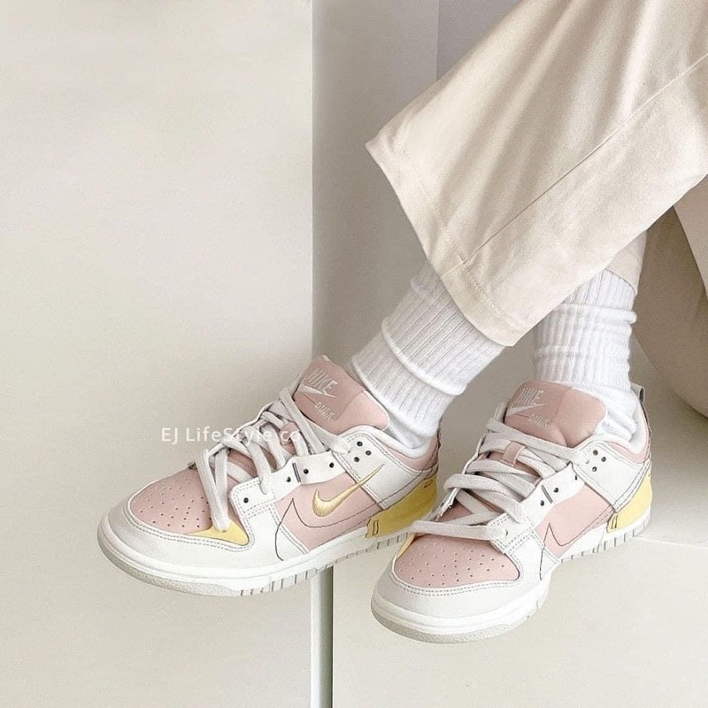 Giày Dunk Disrupt 2 Pink Oxford màu vàng hồng