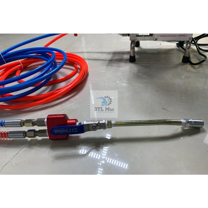 Bộ Máy bơm keo chống thấm PU 9999. Máy bơm keo 2 thành phần. Thi công bơm PU Foam