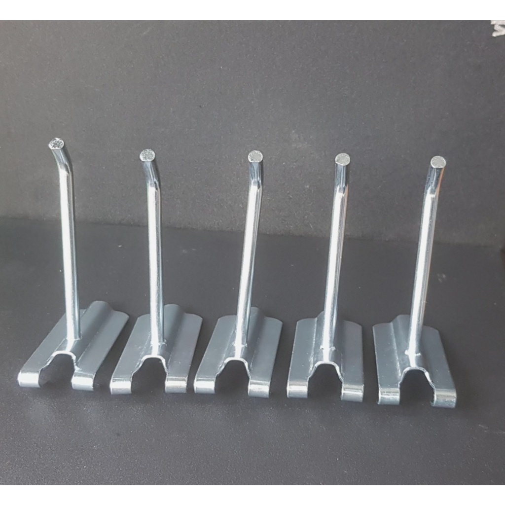 Móc treo trưng bày giày dép mạ kẽm sáng bóng