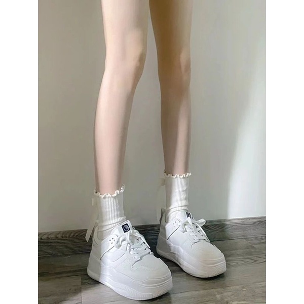 Giày Thể Thao Nữ Màu Trắng Phong Cách Mới