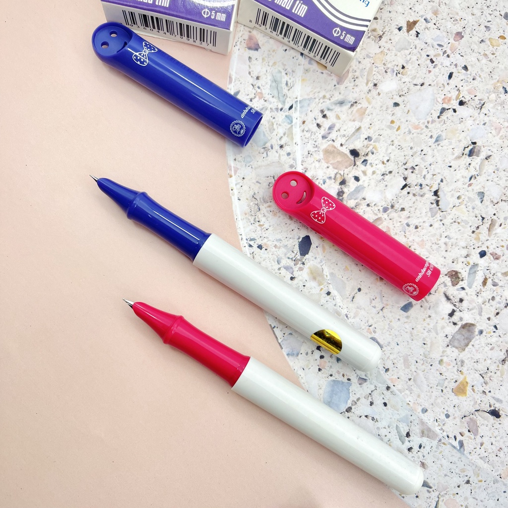 Bút luyện chữ đẹp Bút mài Thầy Ánh ngòi trơn cho lớp 1 SH 056