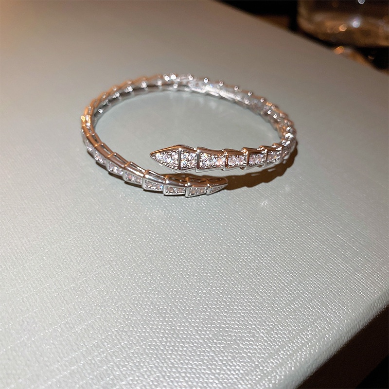 Vòng Tay Dạng Hở Hình Rắn Đính Đá Zircon Thời Trang Cho Nữ