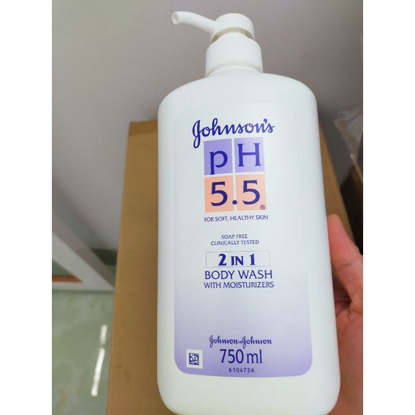 Sữa tắm Jonhson 2 in 1 pH 5.5