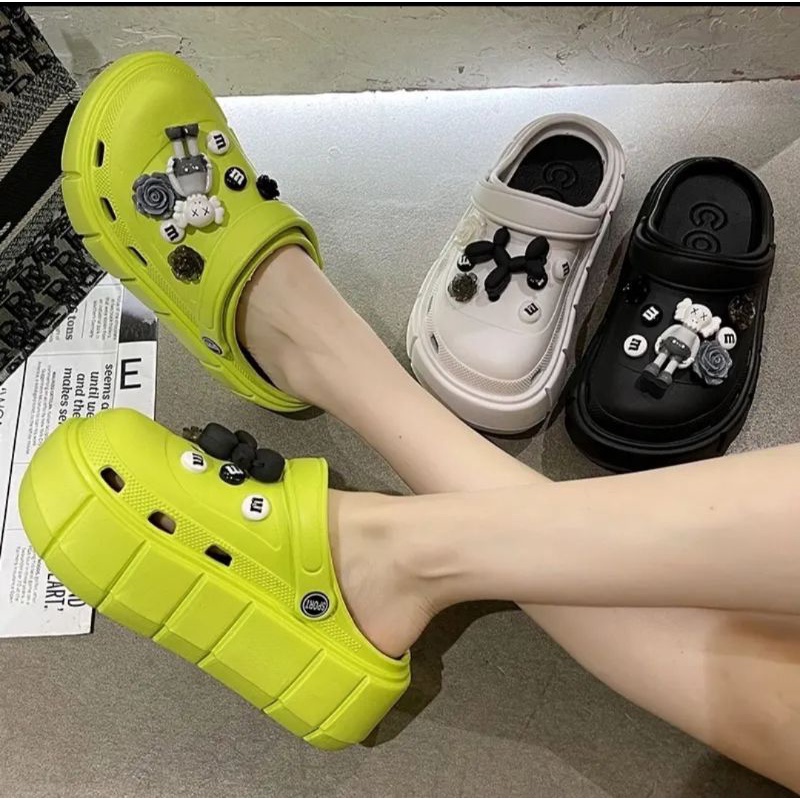 dép crocs chinh