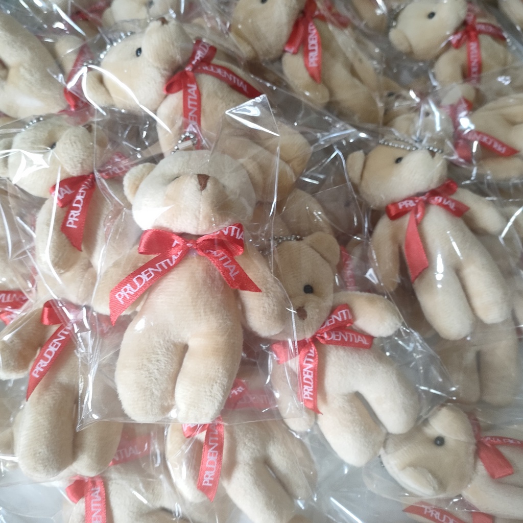 Móc khóa gấu bông in logo bảo hiểm Prudential.