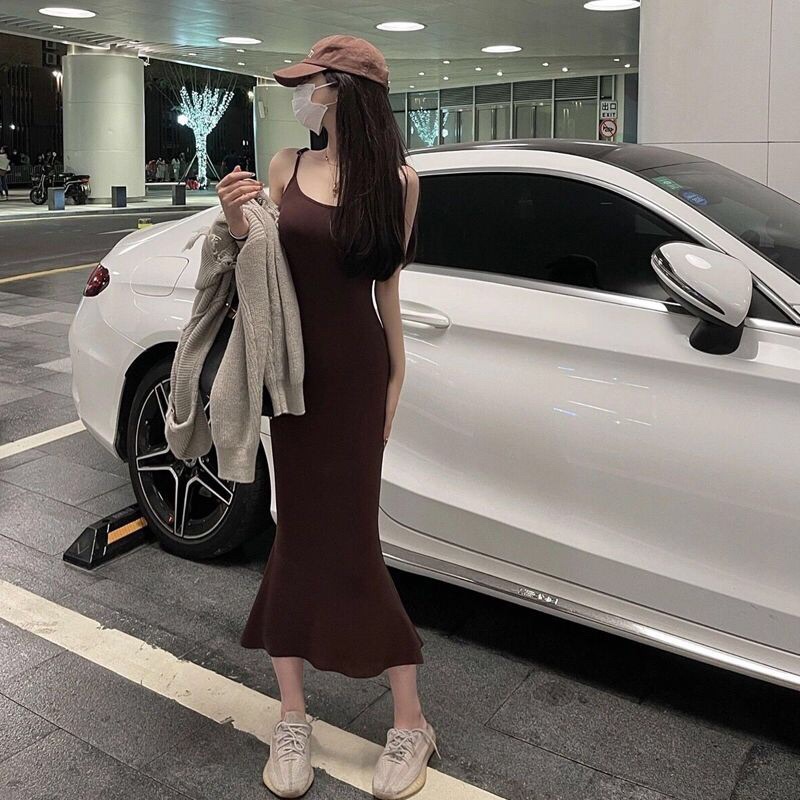Váy body dáng dài 2 dây đuôi cá màu nâu hàng Quảng Châu chất liệu thun dày dặn co giãn nhẹ không phai không bai nhão 627