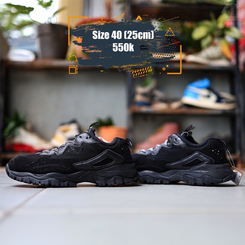 Giày chính hãng đã qua sử dụng