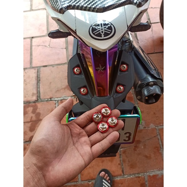 4 Ốc Salaya Dè Sau Exciter 150 Kèm Lông Đền