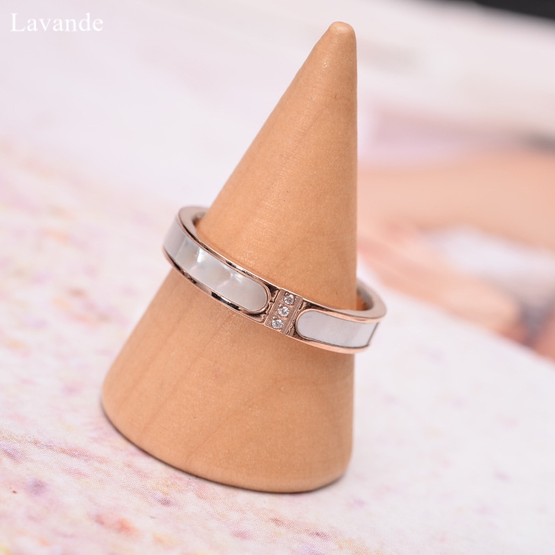 Nhẫn Thép Titan Đính Đá Zircon Trắng Sang Trọng Không Phai Màu 1YN5