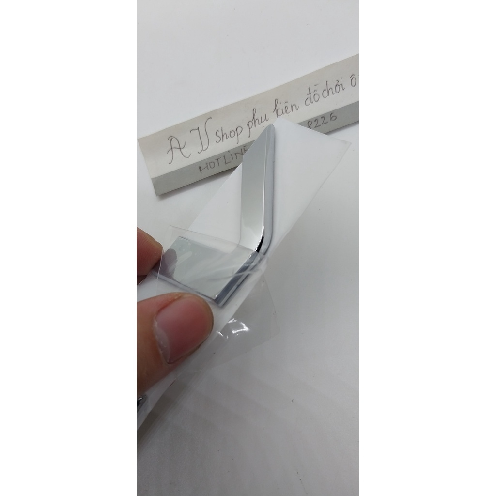 Miếng Dán Chữ CRV Bằng ABS Trang Trí Xe Hơi honda Kích thước: 200mm *30mm