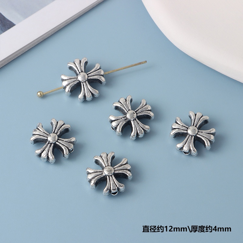 Bộ 4 Hạt Xỏ Vòng Tay / Dây Chuyền Hình Thánh Giá Bằng Hợp Kim DIY