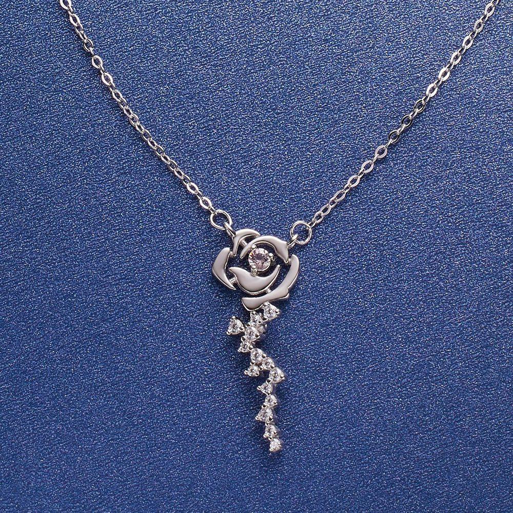 AROMA Vòng cổ Mặt Hoa Hồng Đính Đá Lấp Lánh Phong Cách Retro