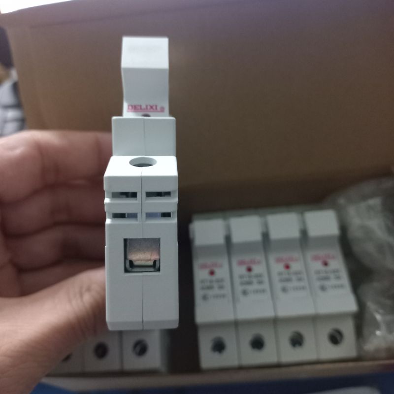 Hộp cầu chì sứ RT18-32x