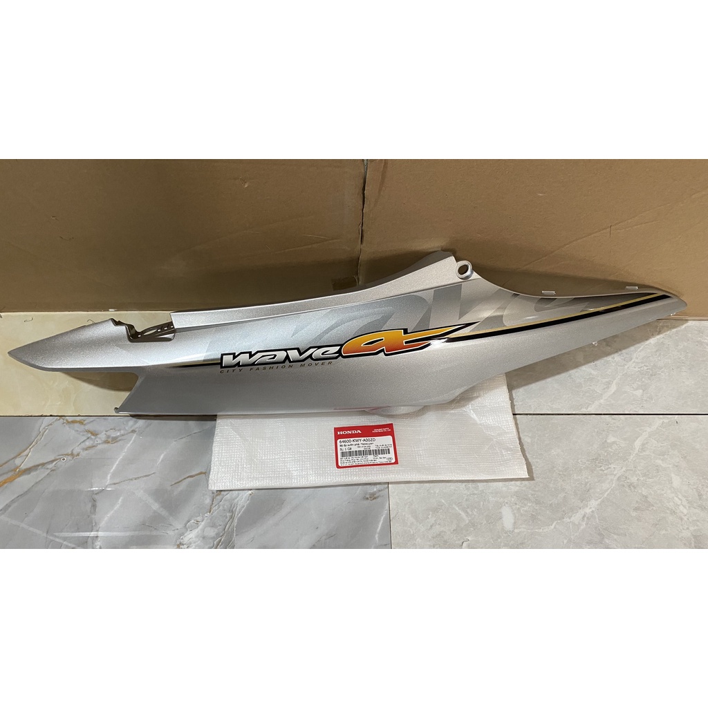 Bộ ốp sườn bên phải - ốp thân HONDA WAVE A100 năm 2009 màu Xám bạc. *NH411M* 64600KWYA00ZD