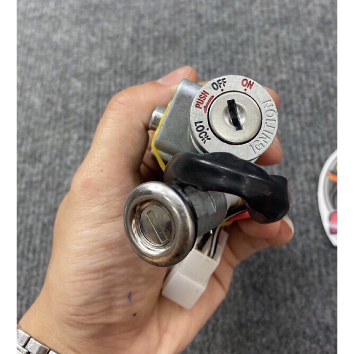 Khoá điện Honda dream thái - khoá wave