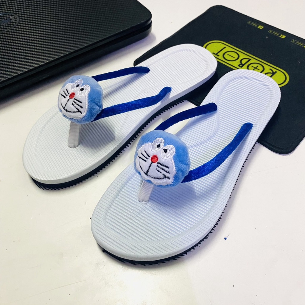 Dép xỏ ngón nữ bông hình thú Doraemon-HelloKitty-Hổ-Heo cute đủ size cho các chị em.