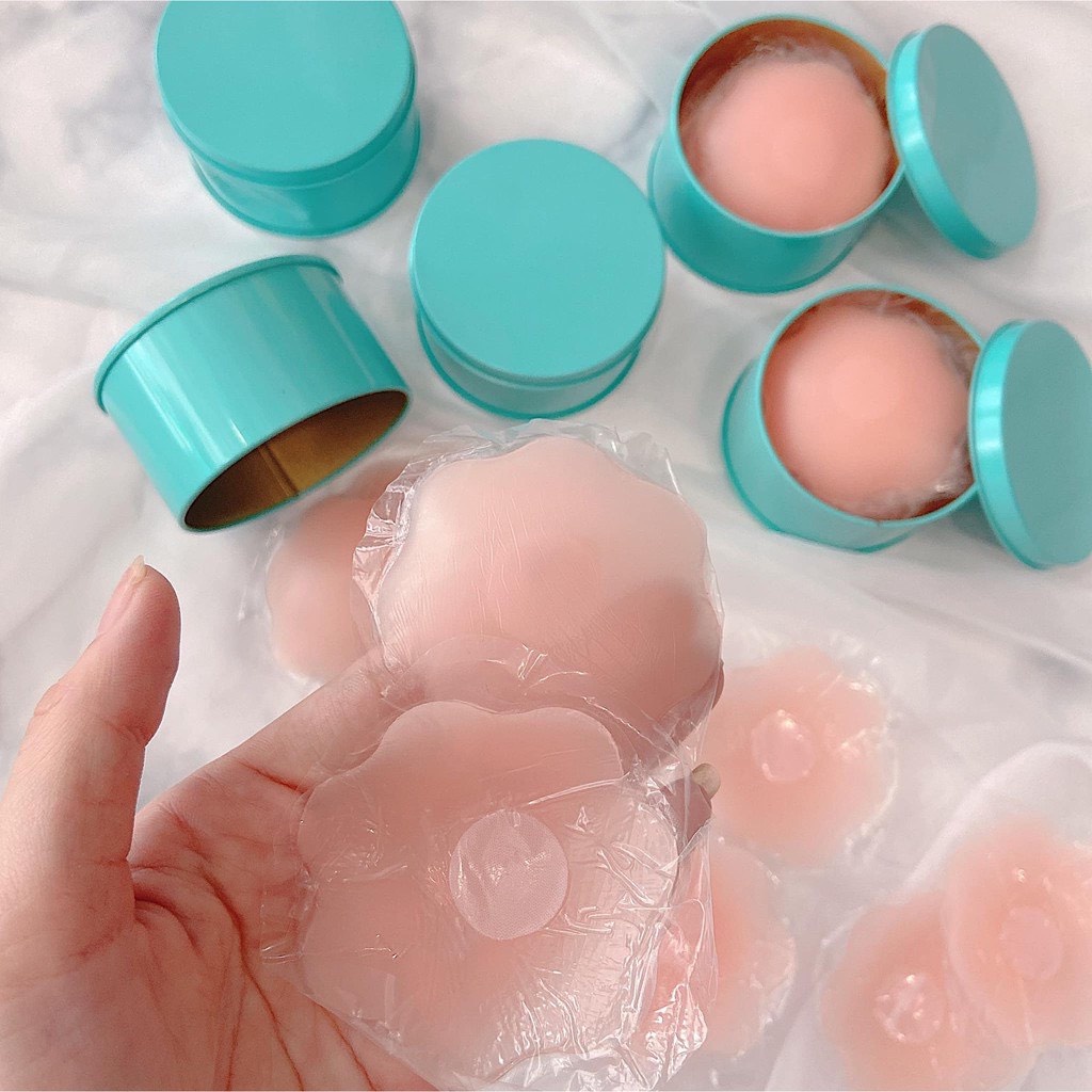 Miếng Dán Ngực Hộp 10 Miếng - Miếng Dán Ti Silicon Siêu Dính Tái Sử Dụng Nhiều Lần VANI BRA