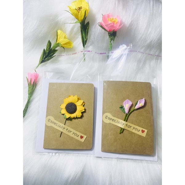 Thiệp giấy vintage trang trí hoa khô thủ công kt10*7.cm