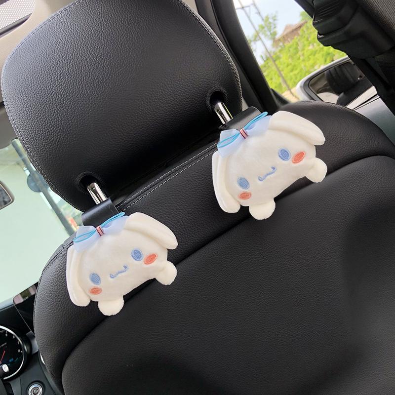 Bộ 2 Móc Treo Đồ Gắn Sau Ghế Xe Hơi Hình Kuromi Cinnamoroll Mymelody Nhồi Bông Đáng Yêu