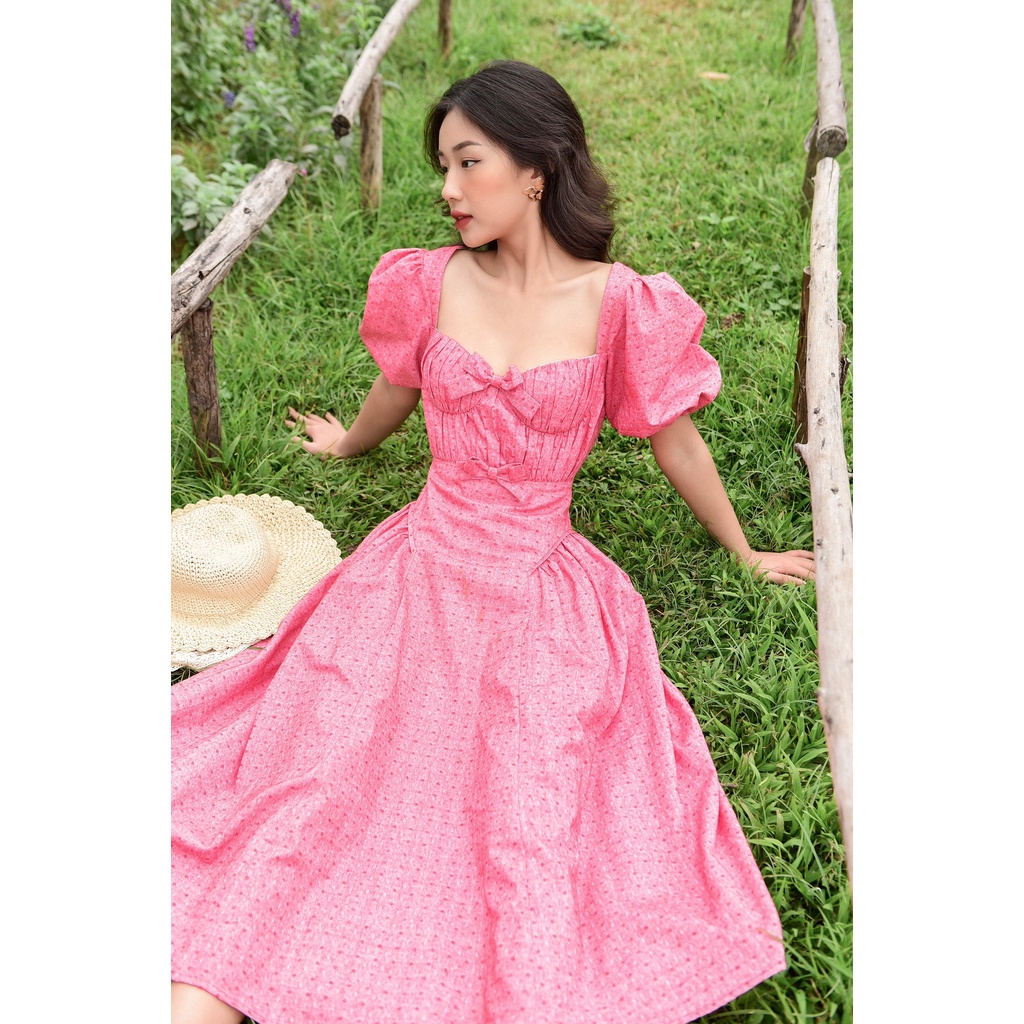 Đầm midi phồng cúp ngực xếp ly THE COUNTRY Corundum Ruby Dress