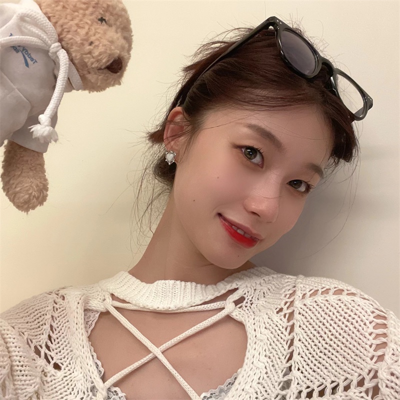 Khuyên Tai Hình Trái Tim Đính Kim Cương Lấp Lánh Cao Cấp Độc Đáo Qingdao