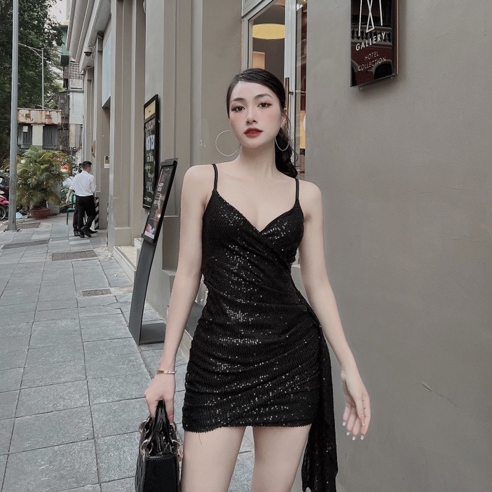 Váy 2 Dây Body Kim Sa Phối Tà Sang Chảnh Sexy Bùi Đượm Concept Chính Hãng, Váy Đi Tiệc Bling Nổi Bật Chiết Eo Cúp Ngực