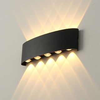 Đèn led hắt tường chiếu sáng 2 đầu 10 tia ánh sáng vàng