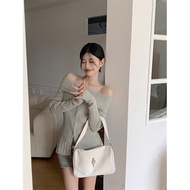 Áo len tay dài dệt kim trễ vai xẻ tà nhiều màu cúc cài mùa thu tiểu thư nữ tính ấm áp học sinh korean dễ thương cá tính