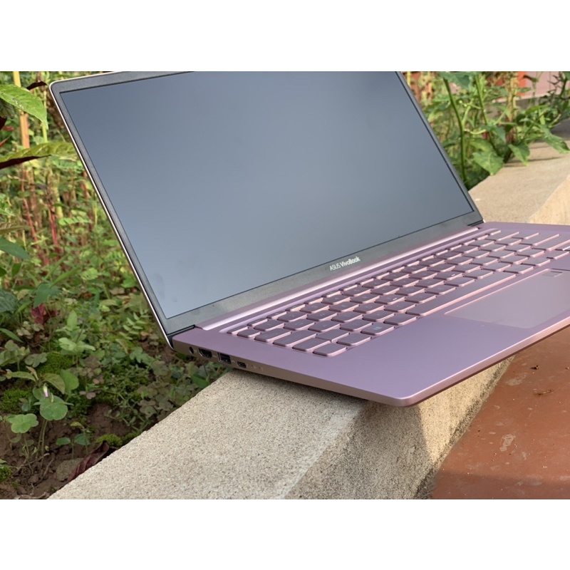 Laptop Asus Vivobook X403F Core i7-8565U, 16gb ram, 512gb SSD nVME, 14” Full HD IPS pin 10 tiếng, vỏ nhôm toàn thân