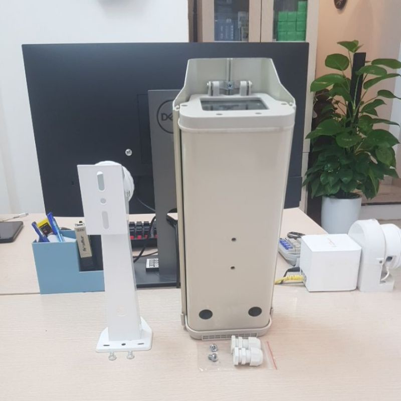 Vỏ hộp che camera và chân đế lắp ngoài trời loại to mẫu mới - Lắp Công Trình