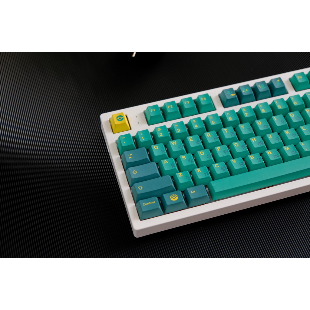 GMK Pokémon Emerald Keycap, 134 phím PBT Keycaps Cherry Profile DYE-SUB Cá nhân hóa GMK Keycaps cho bàn phím cơ