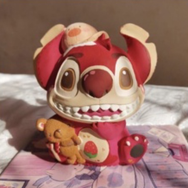 Tượng thạch cao tô màu Stitch ôm gấu size XXL cao cấp