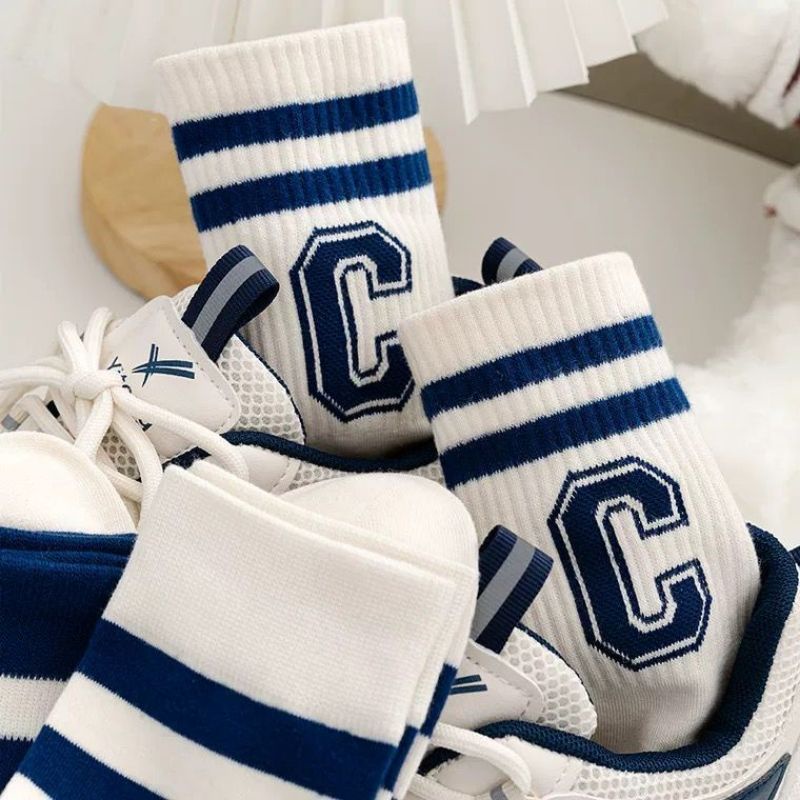 Set 10 Tất Thể Thao Họa Tiết Kẻ Sọc In Chữ C Màu Xanh NaVy Thời Trang Đường Phố Hàn Quốc