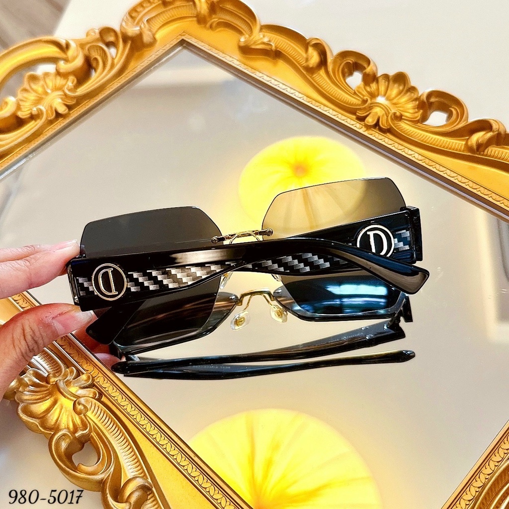 Kính Mắt Dáng Vuông Nữ Không Viền Gọng Phối Họa Tiết Siêu Cấp Thời Trang [980]